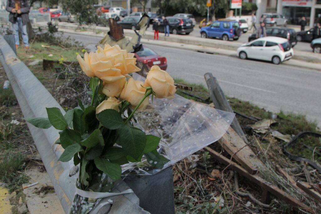 Το σημείο που έχασε τη ζωή του ο τραγουδιστής Παντελής Παντελίδης, στη λεωφόρο Βουλιαγμένης