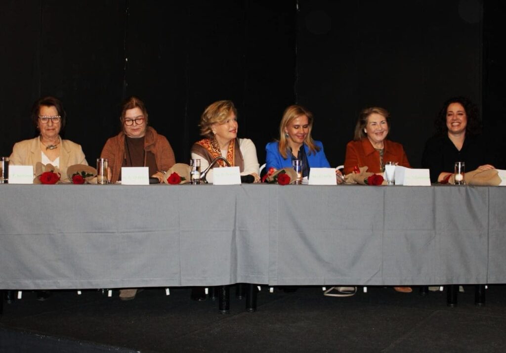 Δήμος Φιλοθέης - Ψυχικού: Έξι γυναίκες συζήτησαν για τους πολλαπλούς ρόλους τους
