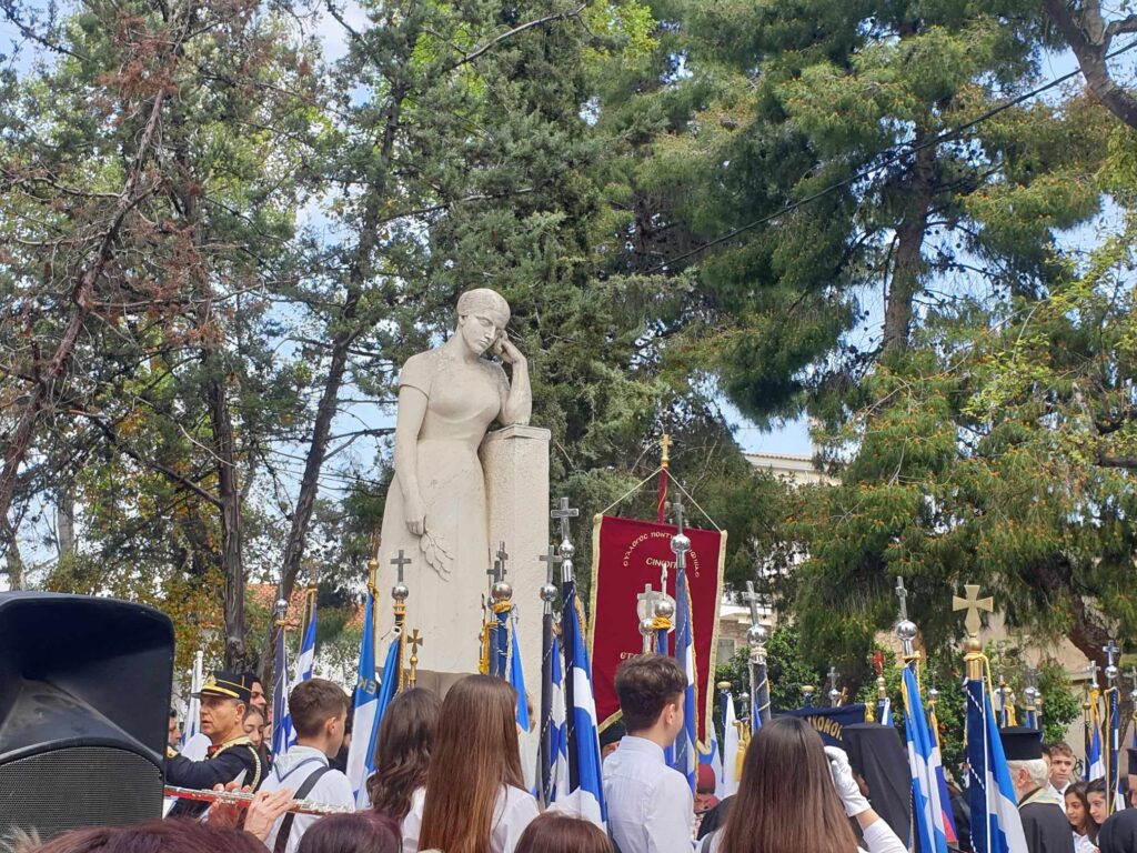 Νέα Ιωνία: Λαμπρή παρέλαση στη λεωφόρο Ηρακλείου για την εθνική επέτειο