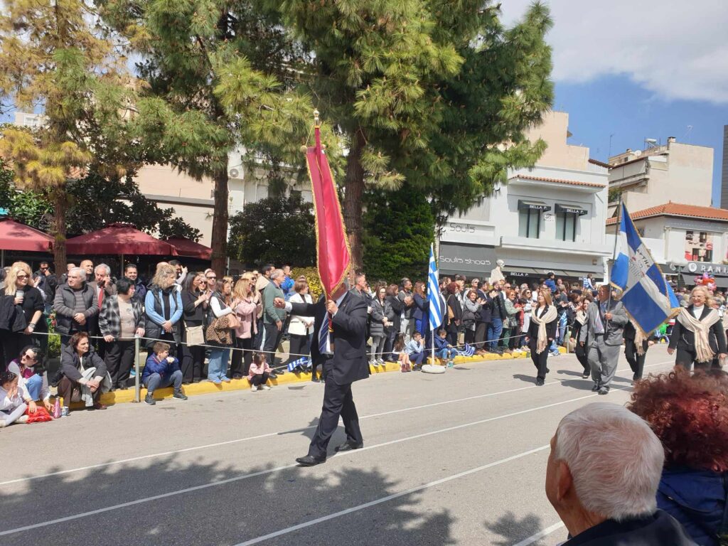 Νέα Ιωνία: Λαμπρή παρέλαση στη λεωφόρο Ηρακλείου για την εθνική επέτειο