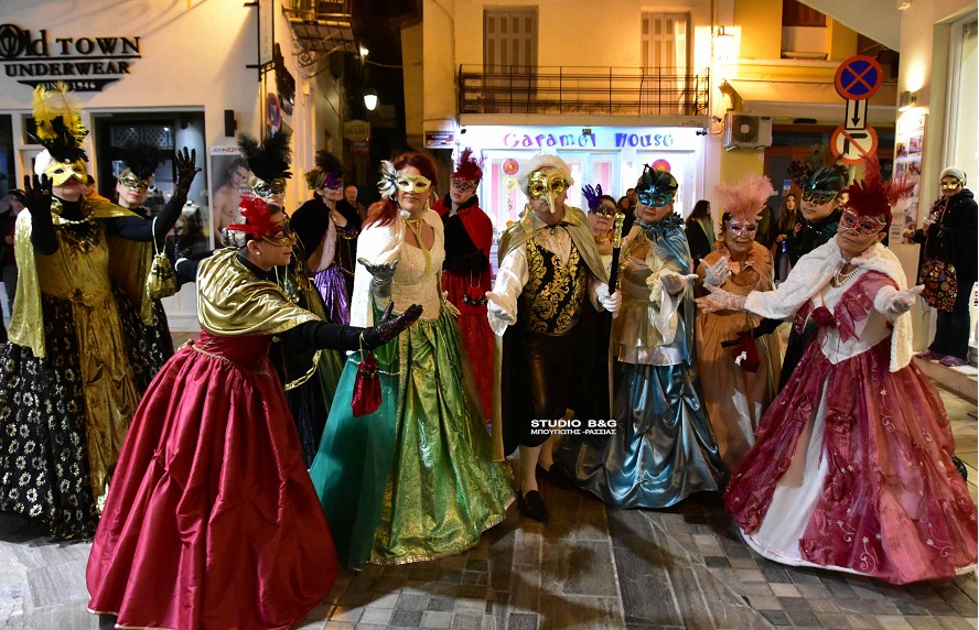 Κοντινές αποδράσεις: Βενετσιάνικο Καρναβάλι στο Ναύπλιο με φινέτσα και ρομαντισμό